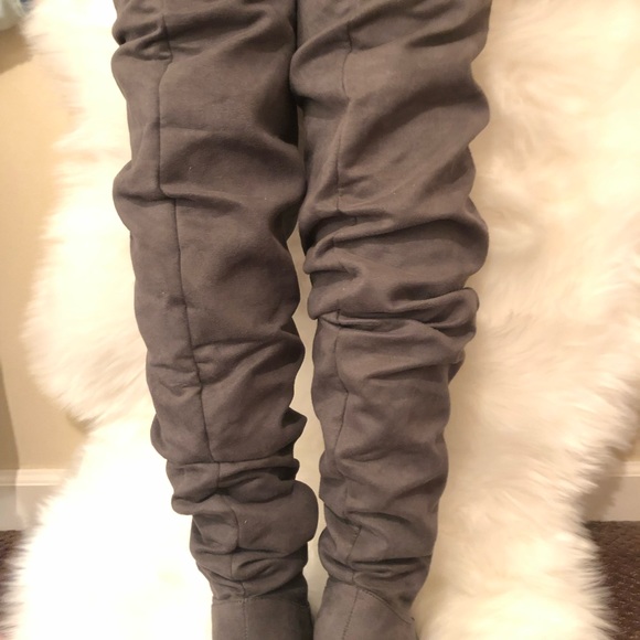 Worn once only! Knee high boots! - Picture 3 of 3